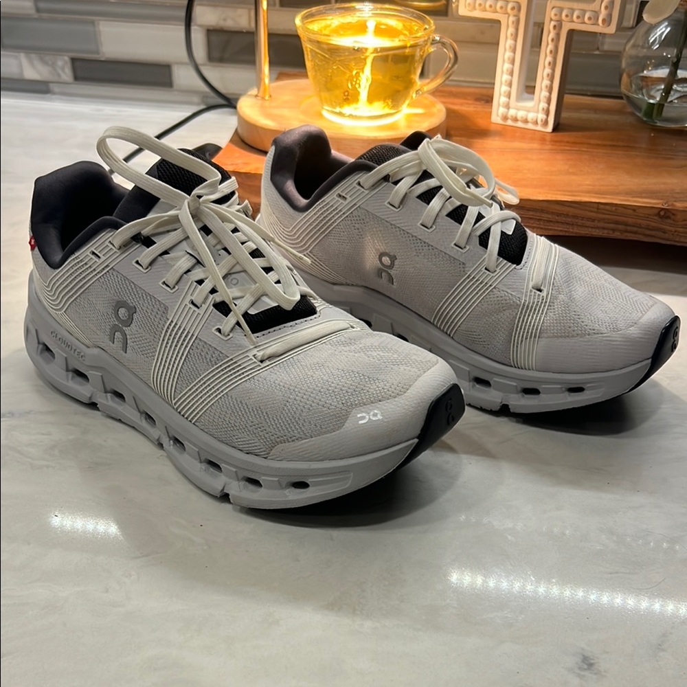 On Running Men's White Running Shoes